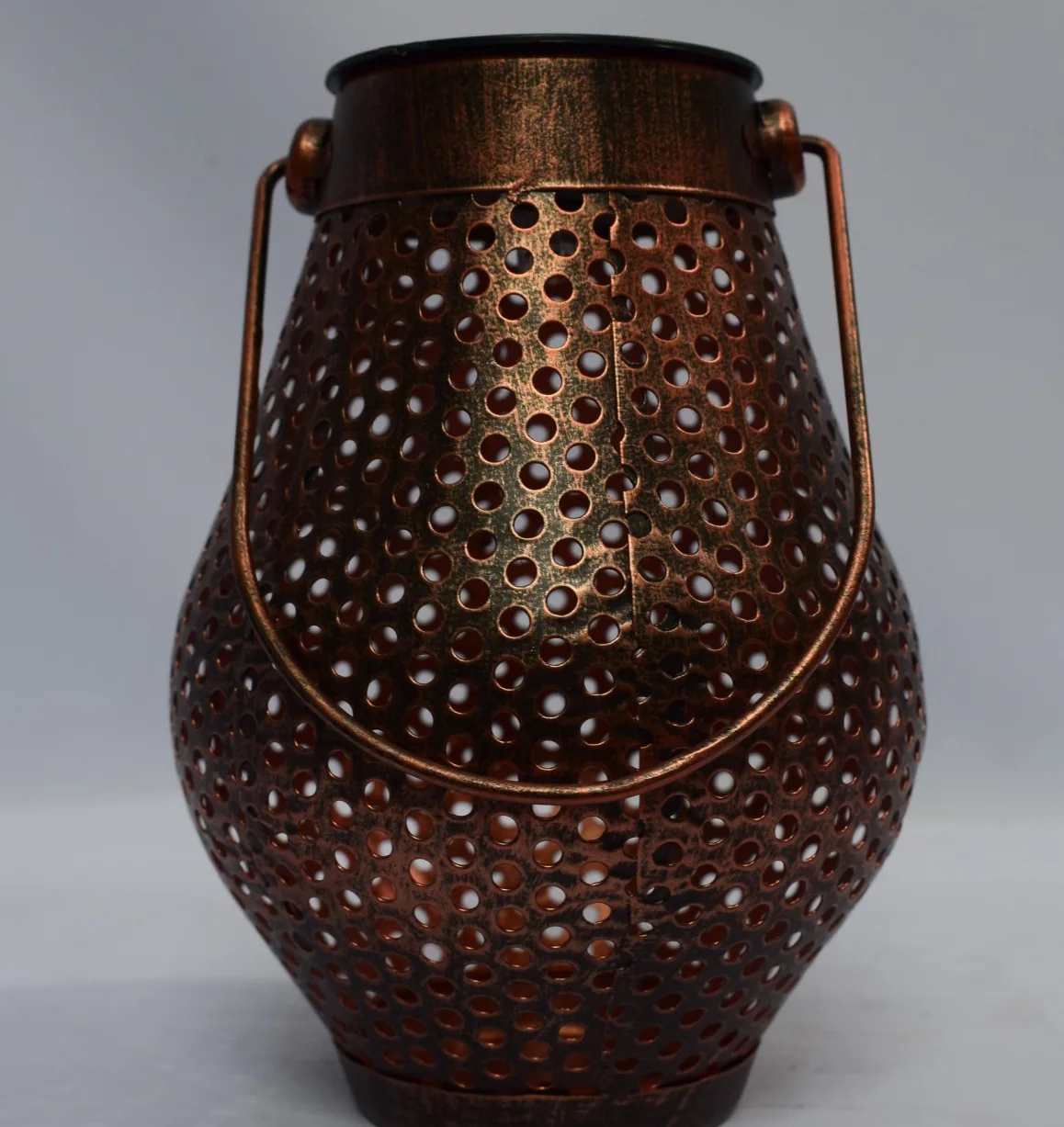 Solar Iron Projection Lamp Solar Lantern Garden Solar Powered Lantern for Garden Patio Balcony Outdoor & Indoor