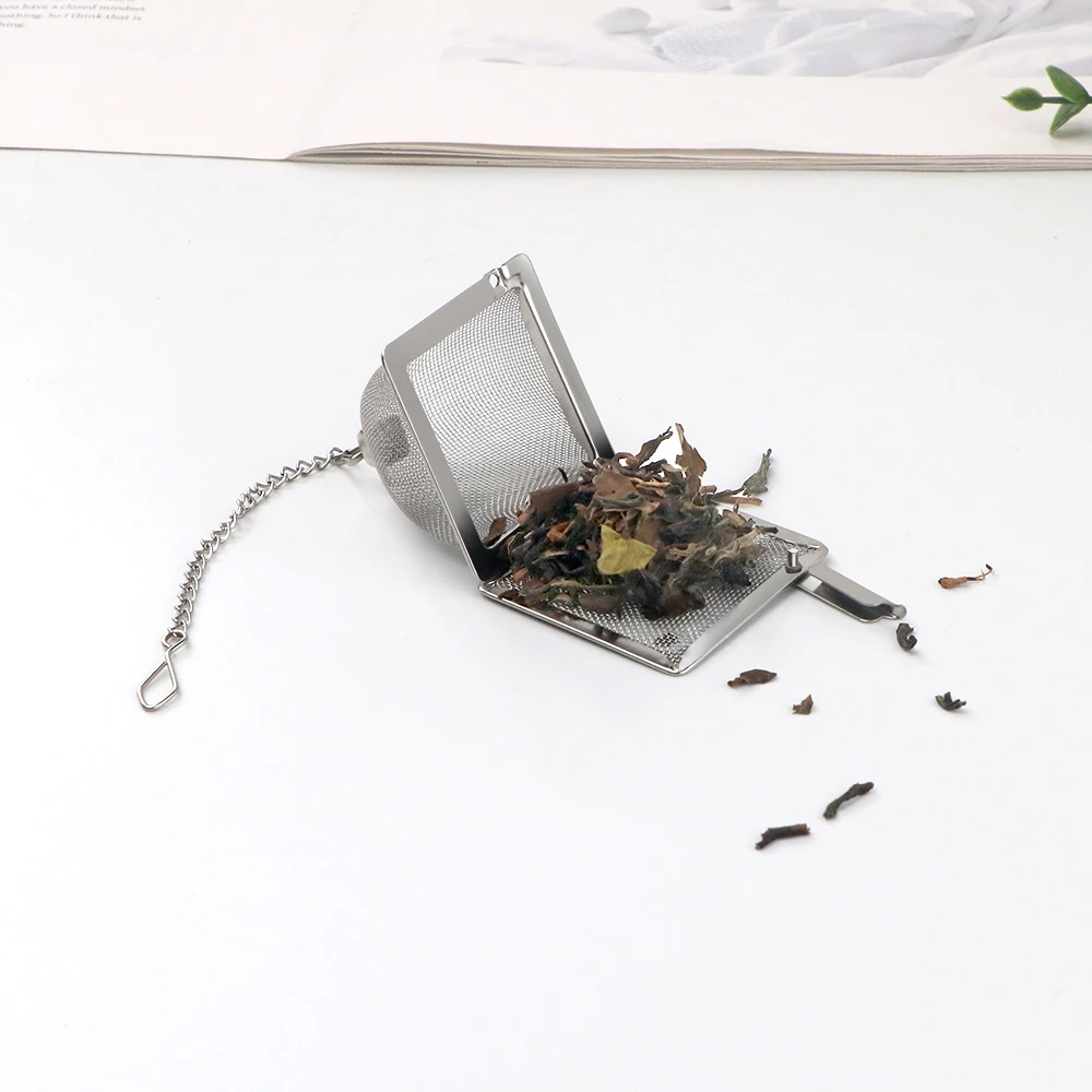 Novel Pyramid-Shaped Stainless Steel Tea Infuser Fine Mesh Tea Filter with Modern Creative Design