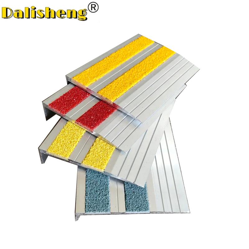 Carborundum Anti slip Aluminum Stair Nosing strip for safety luminescent Bull Nose black yellow tile trim edge
