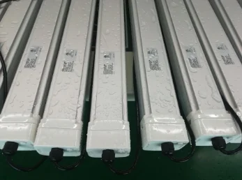 Новый продукт три анти-свет светодиодный корпус IP65 600 мм 30 Вт Светодиодный свет Tri-proof