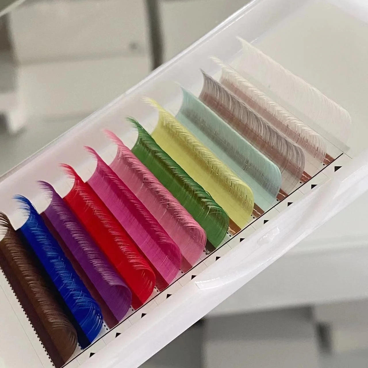 Coloured lashes tray  Wholesale Silk Eyelash Extensions  colored lash extensions