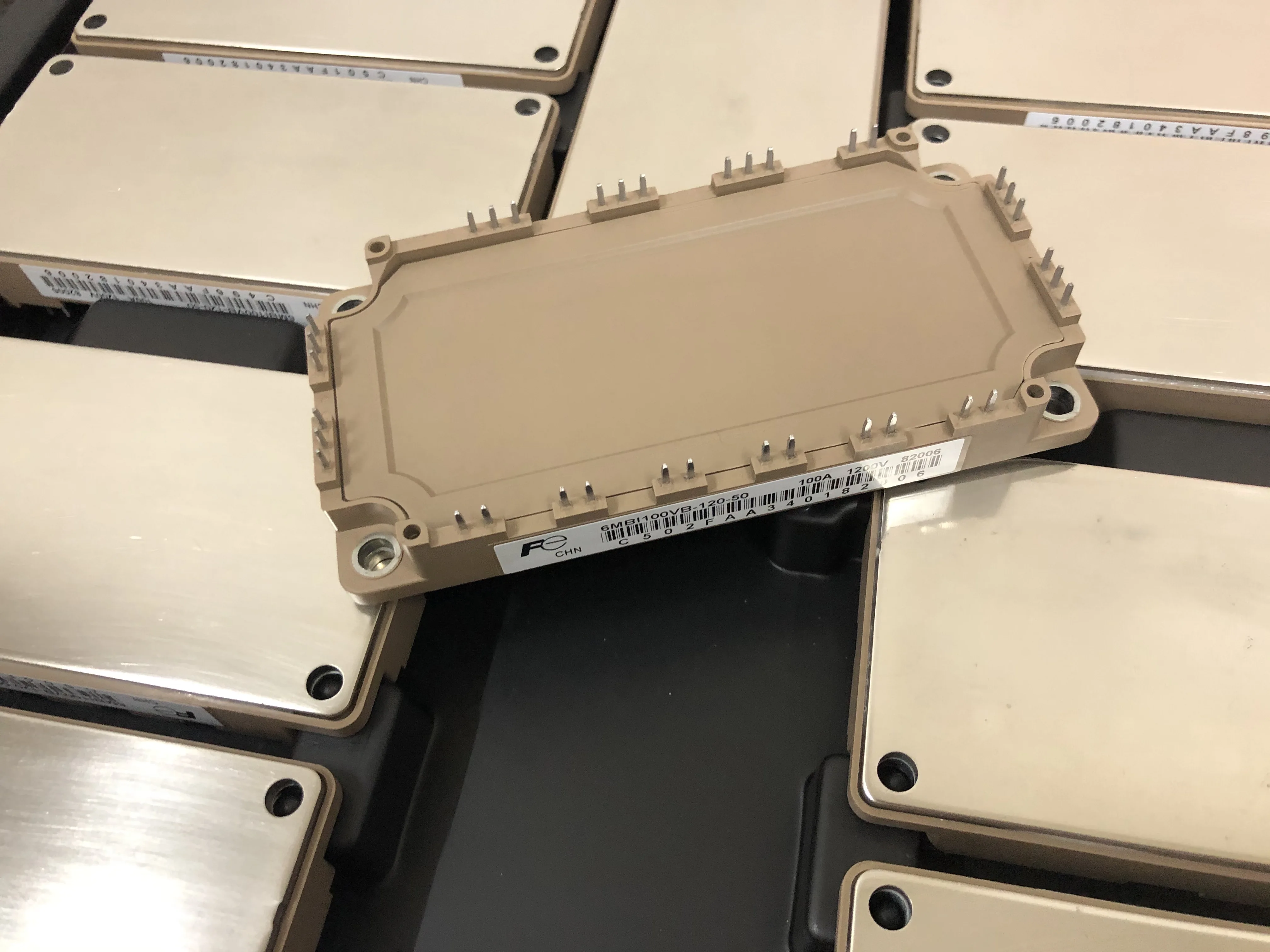 Инвертор 10 кВт 6MBI100VB-120-50