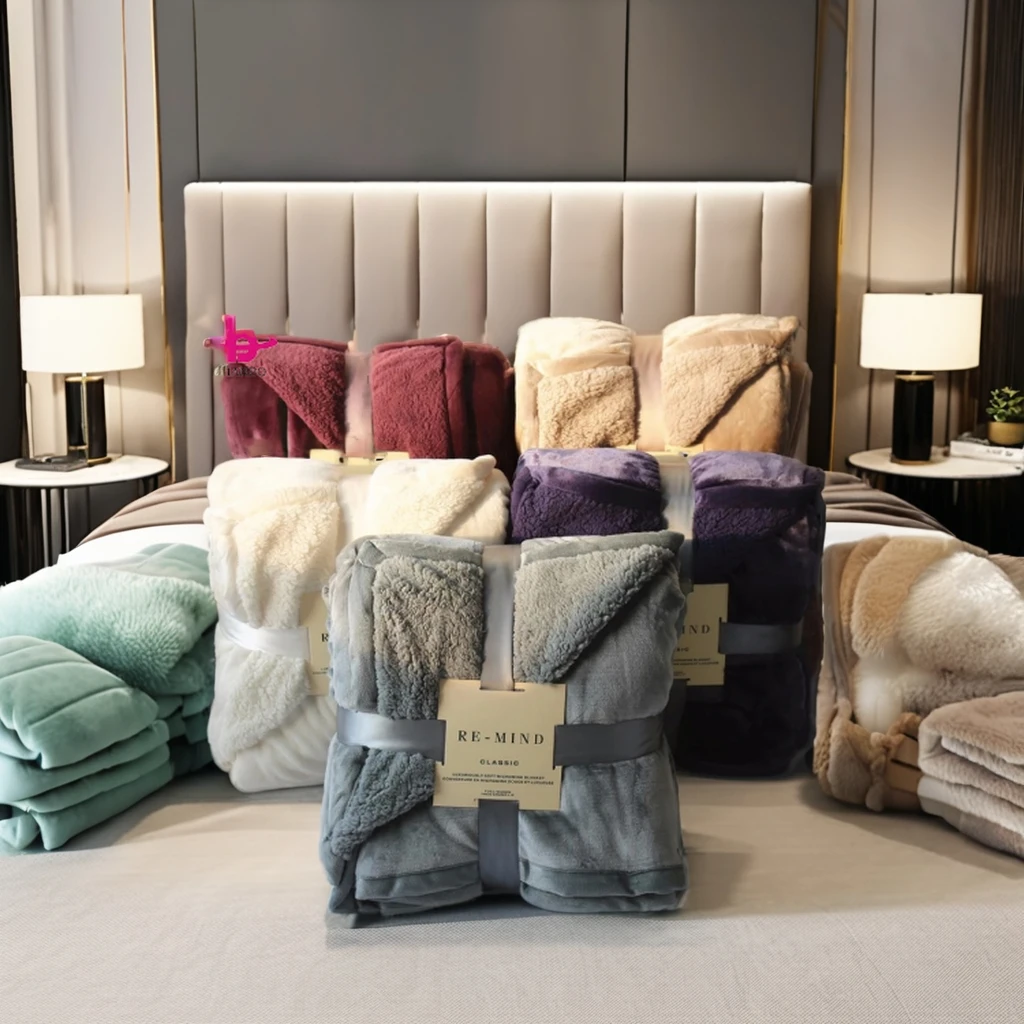 China Supplier New Products Grey Color Super Warm Soft 2ply Luxury Bedding Set Fuax Fur Thick Throw Mink Fleece Flannel Blanket