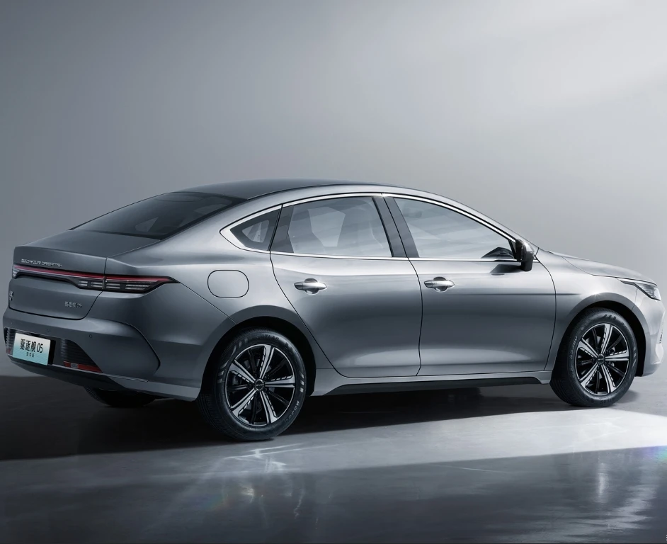 China Top Ev 2023 4x4 Electric Hybrid Car Byd Destroyer 05 Cheapest PHEV Electric Car In The World