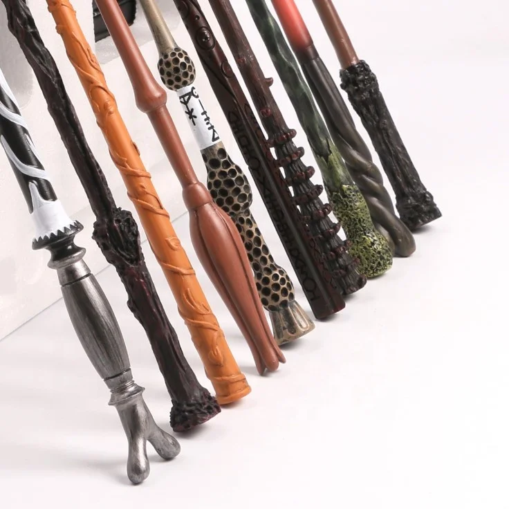 
39 Styles Plastic Harry Magic Wands Cosplay Dumbledore Voldmort Hermione Metal Potters Magic Wand Christmas Gift 