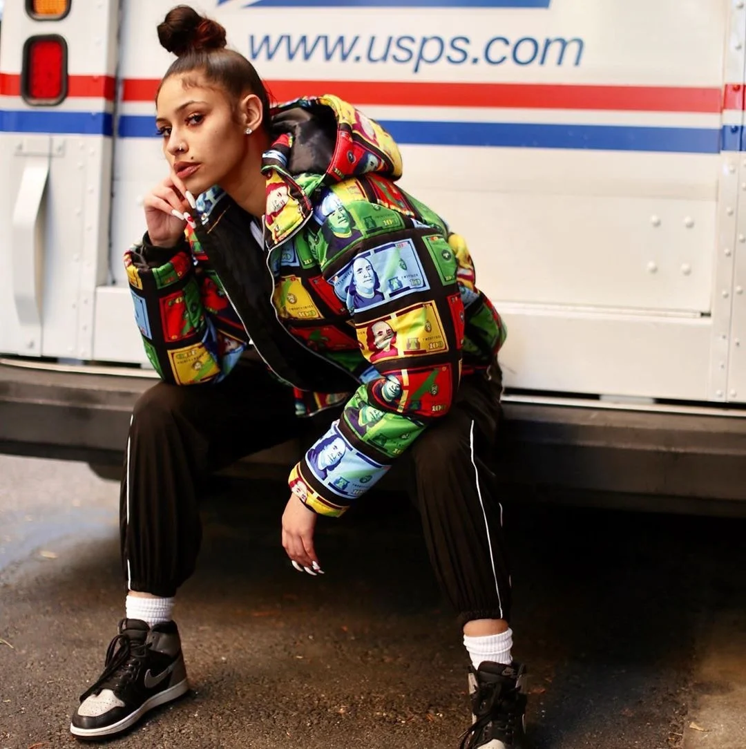 
2021 New Style Wholesale Hat Detachable Color Dollar Bill Printing Coat Hooded Down Jacket Winter Coat For Women With Best Price 