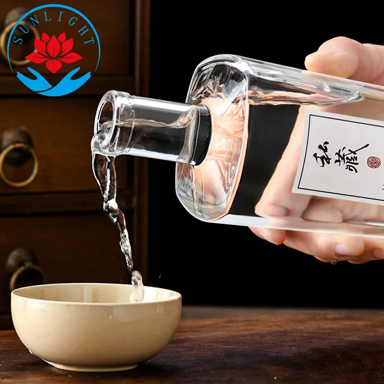 Square Empty Clear Frosted Glass Liquor Bottle For Liquor Rum 500ml 700ml Nordic Gin Whiskey Vodka Liquor Spirit Bottle