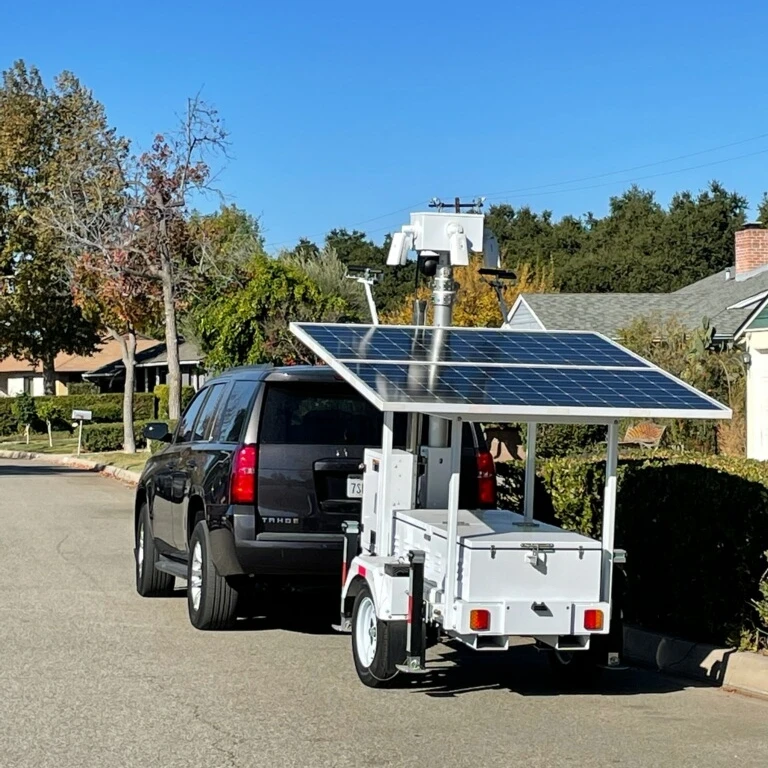 Off-Grid Trailer Mounted Mobile Solar Generator Tower With Hydraulic Mast Simple Version