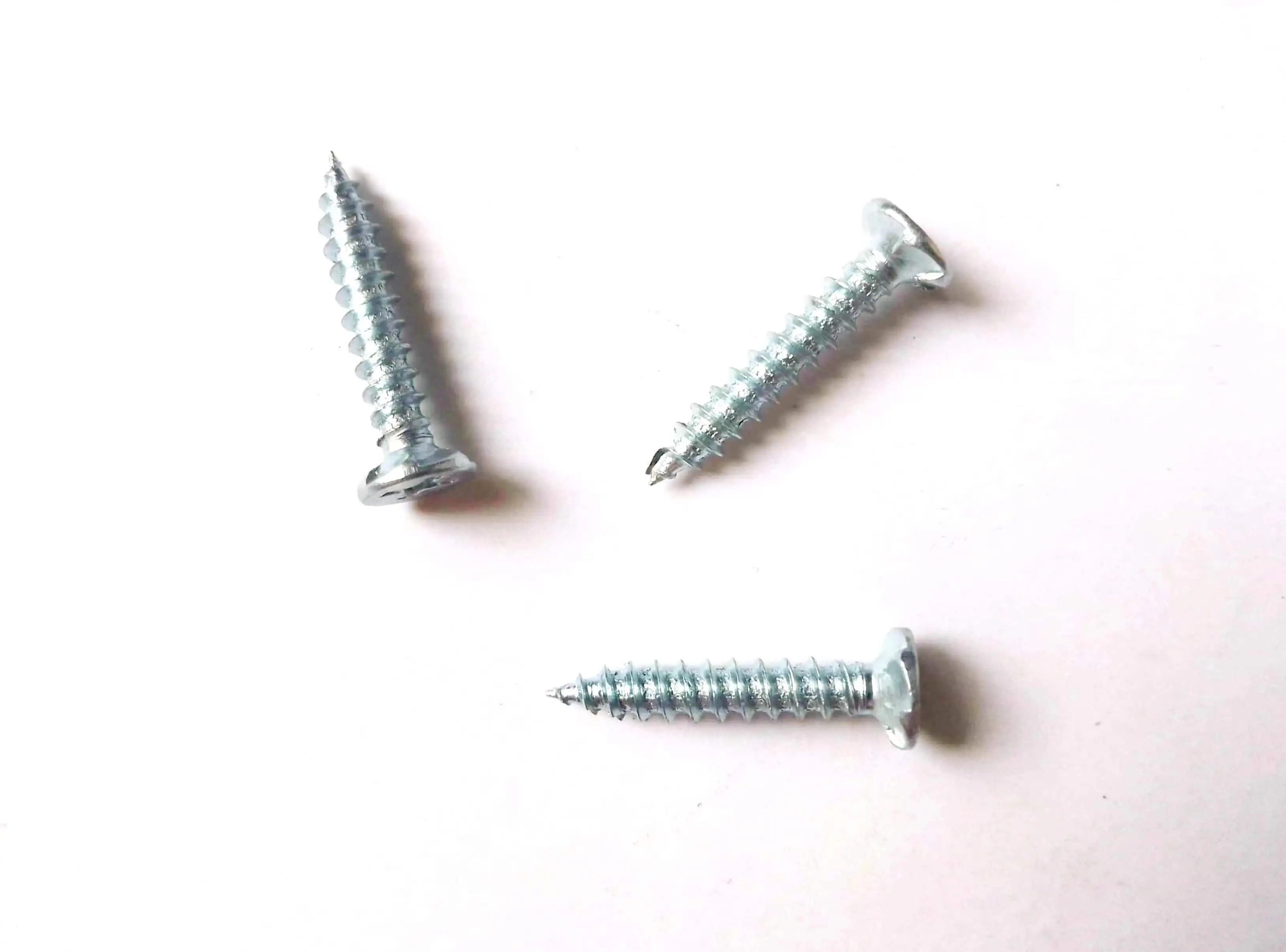 1022A countersunk flat head chipboard screw made in China