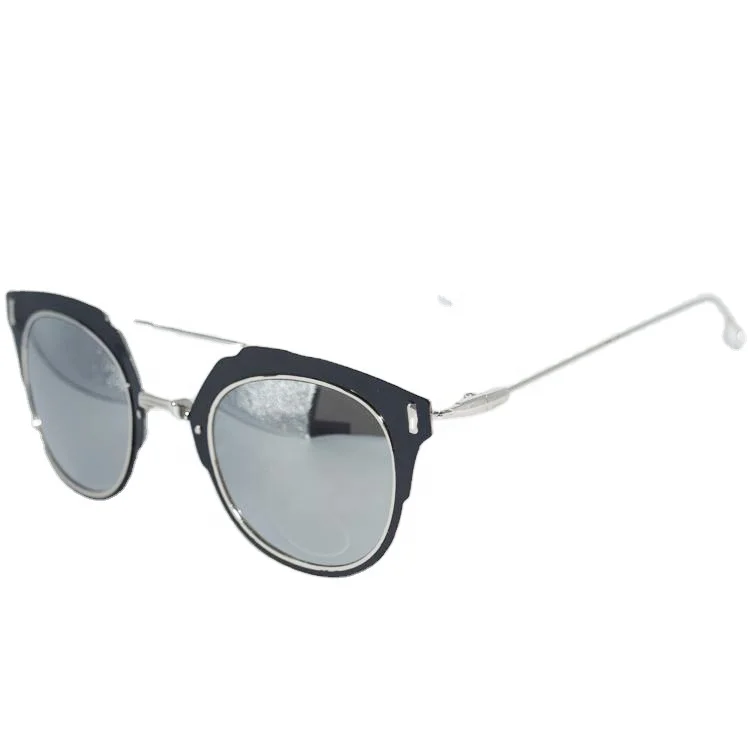 2022 Pop seller Used on Shopping Online Metal frame Iron Sunglasses 100% UV protection luxury mens sunglasses