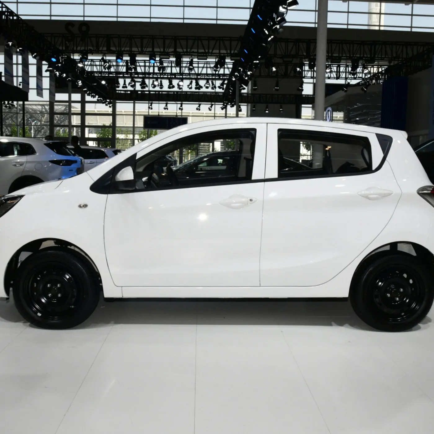 2024 Changan Benben E-star Chinese Cheap 4 Wheel Ev Electric Mini Cars