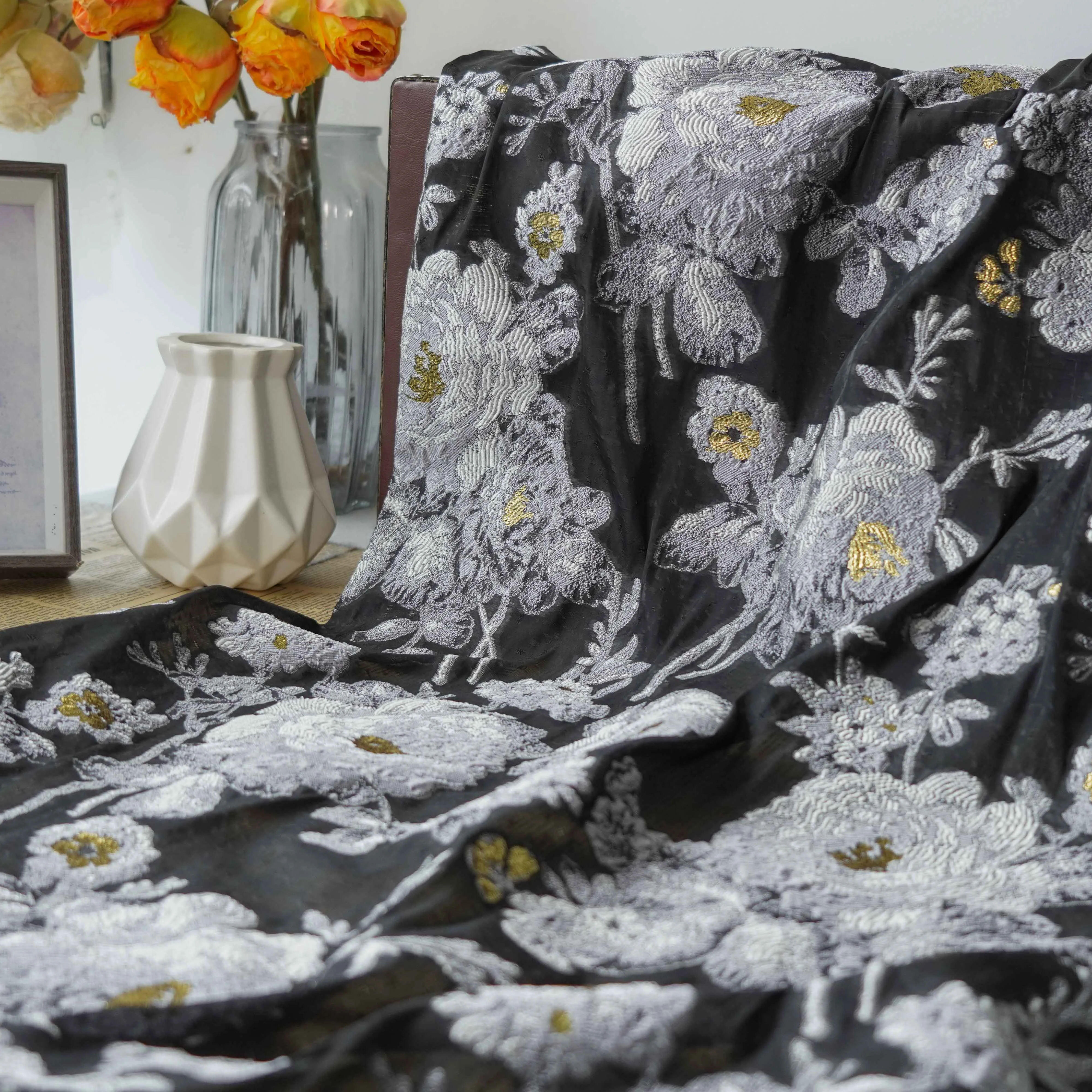 Good hand feeling nylon cotton phoenix tail flower  cheap fabric