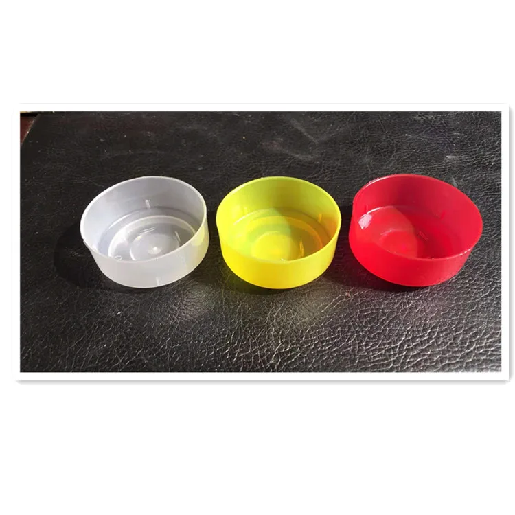 Индивидуальные огнестойкие подсвечники из полипропилена для всех видов розлива свечей