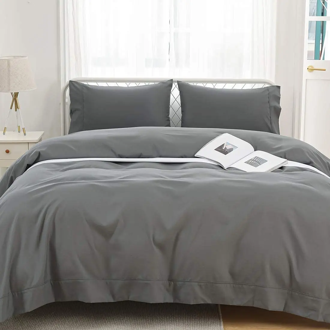 100% polyester Brushed 90gsm Microfiber Stripe embroidered sheet set made in China Cal King