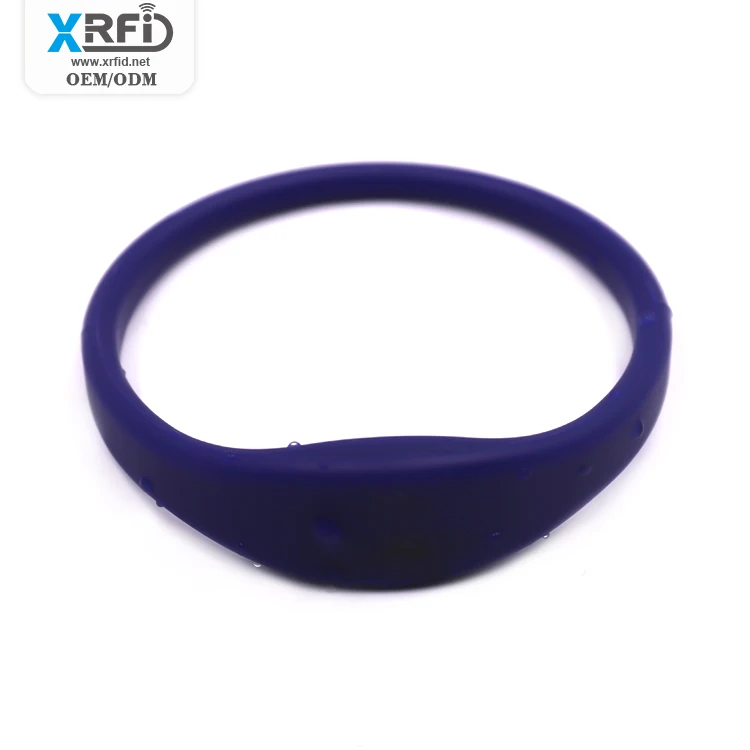 Wholesale Programmable Silicone NFC RFID Cashless Payment Wristband For Gym Club Swimming Pool