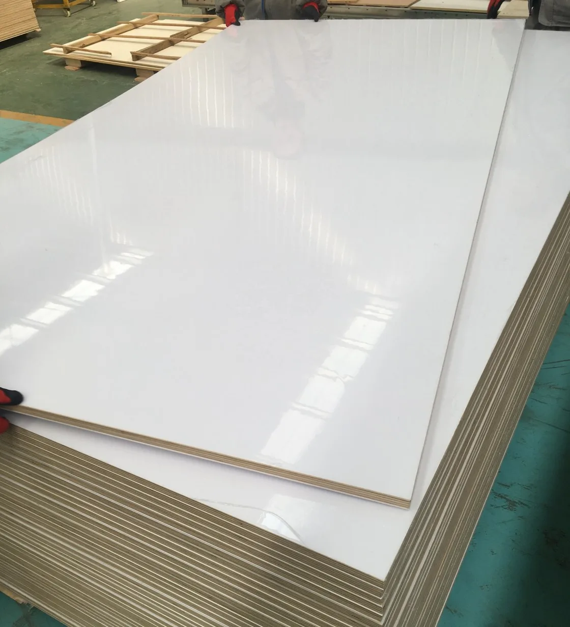 Factory E0/E1 12mm Thickness 4x8 Wooden Grain Melamine Laminated Plywood Veneers Plywood Sheet for Furniture Wardrobe