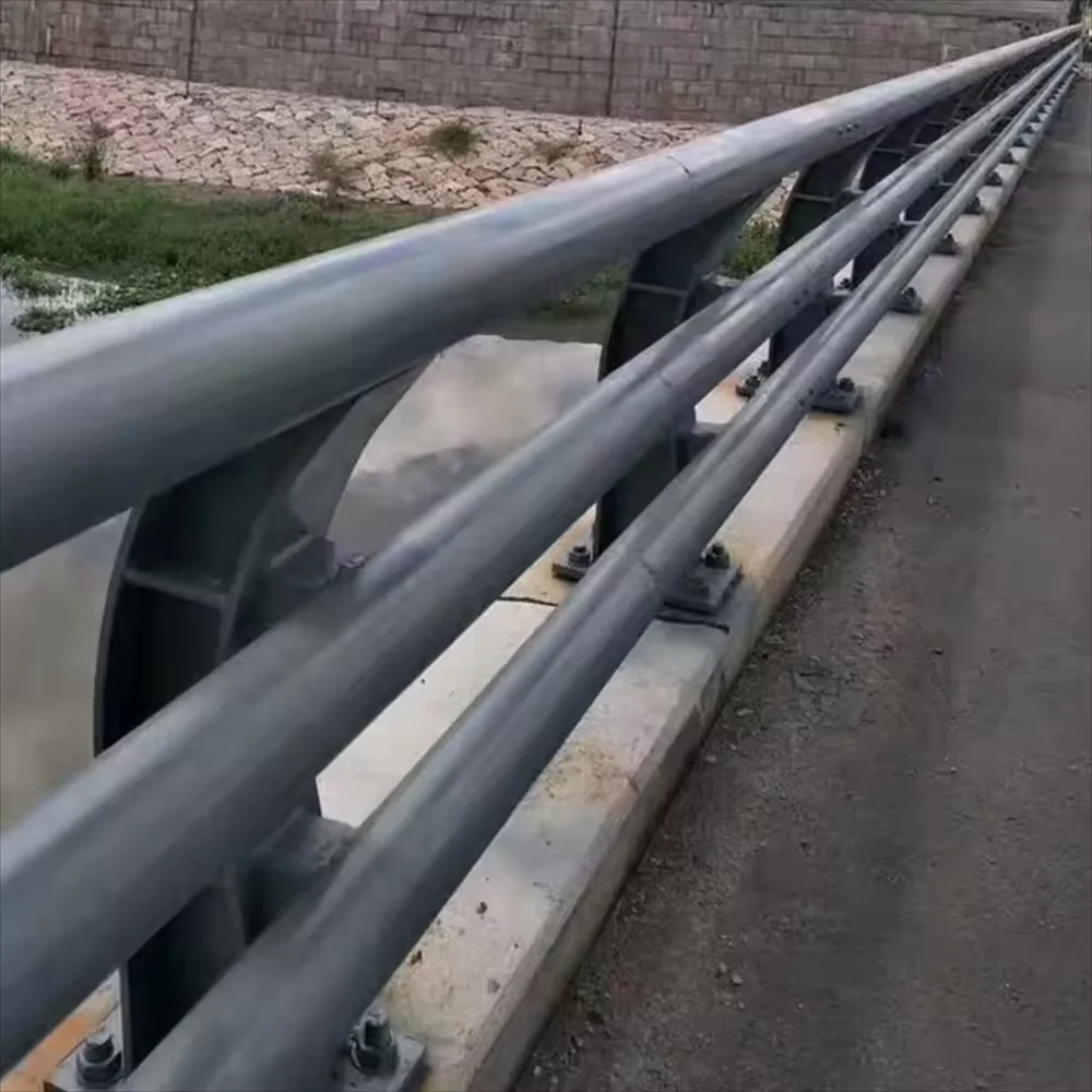 China Safety Stainless Steel Material Handrail Balustrade Balcony W Beam Galvanized Steel Hand Highway Road Bridge Guard Rail