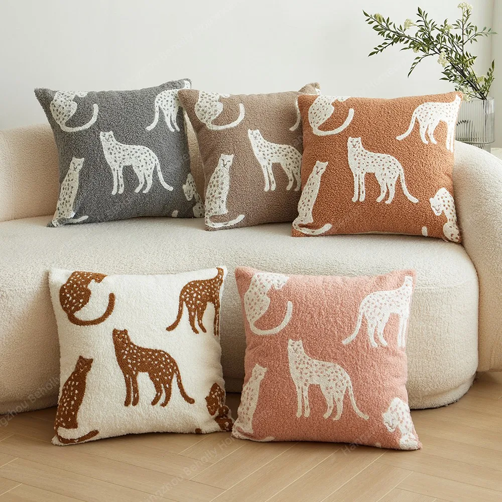 Custom Teddy Fleece Fabric 18x18inch Pillows Cover Embroidered Cushion Cover