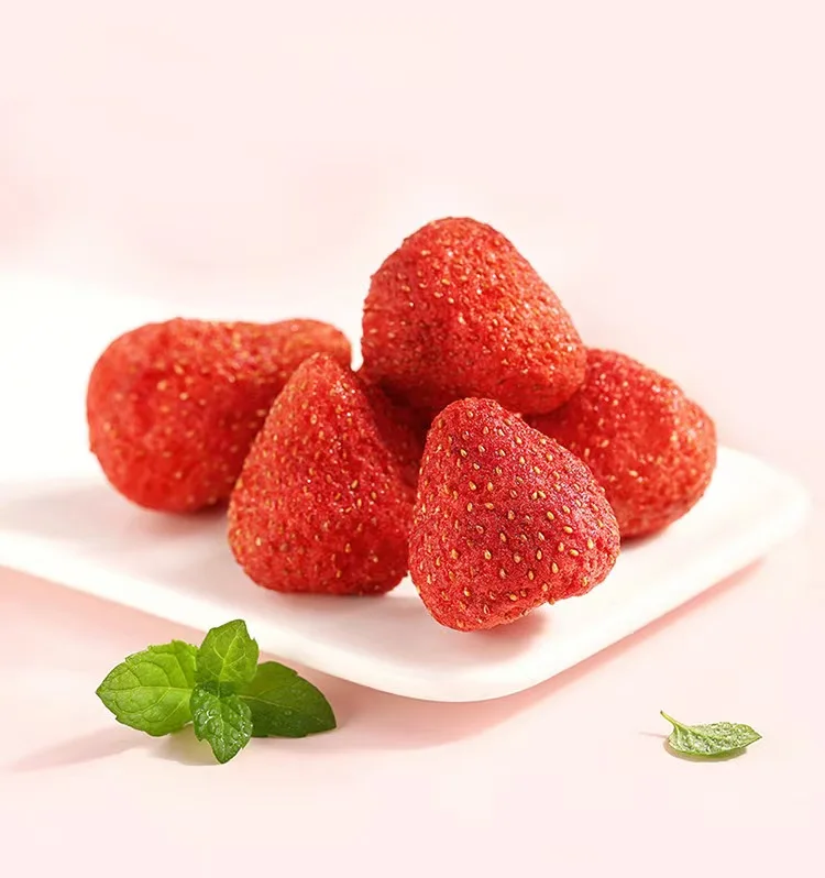Органическая сублимированная клубника сладкий порошок вкус объемная упаковка сублимационная сушеные фрукты процесс сушки