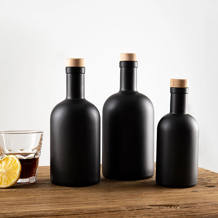 Hot sale vodka absolut 750 ml custom liquor bottle with cork custom logo label 200ml 375ml 500ml whisky spirit vodka bottle