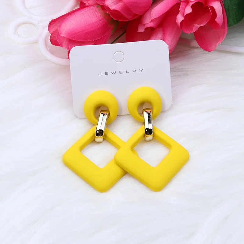 New Arrival Macaron Hollow Earrings Minimalist Fashionable Buckle Earrings Women Ear Accessories