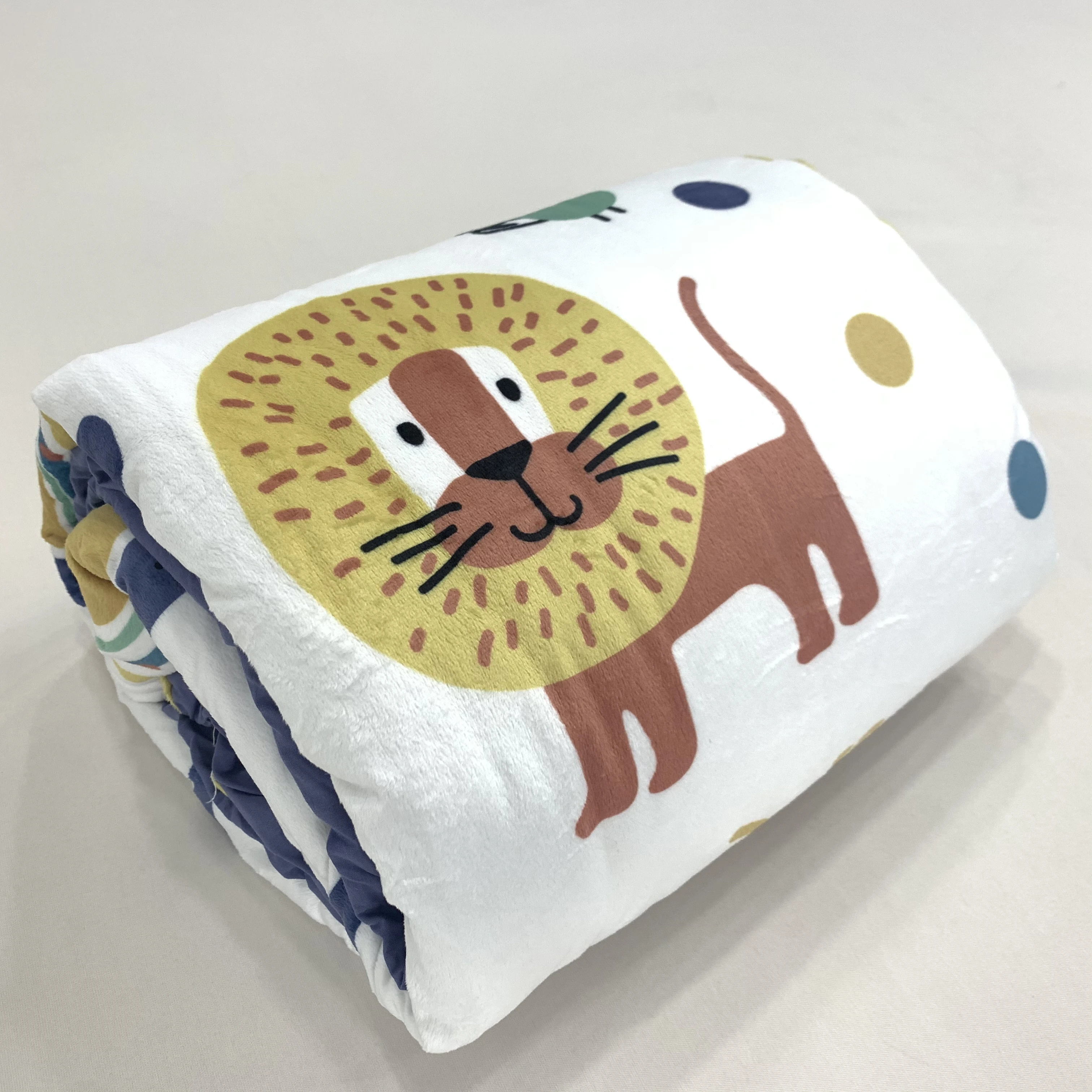 High Quality Autism Sensory Bamboo Cover Gray Cotton Glass Beads Filling Weighted Blanket for Kids