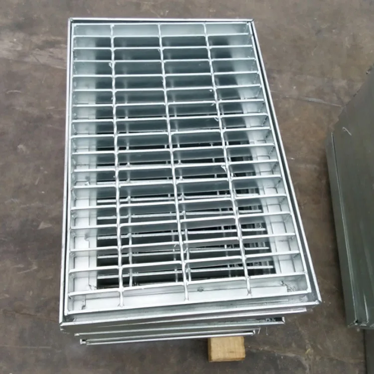 Hot dip galvanized sidewalk grill gutter drain grates