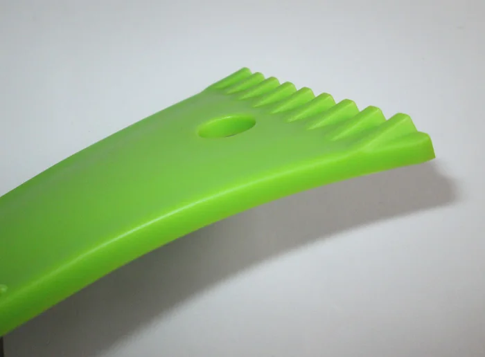 cheap mini plastic ice scraper,promotion ice scraper