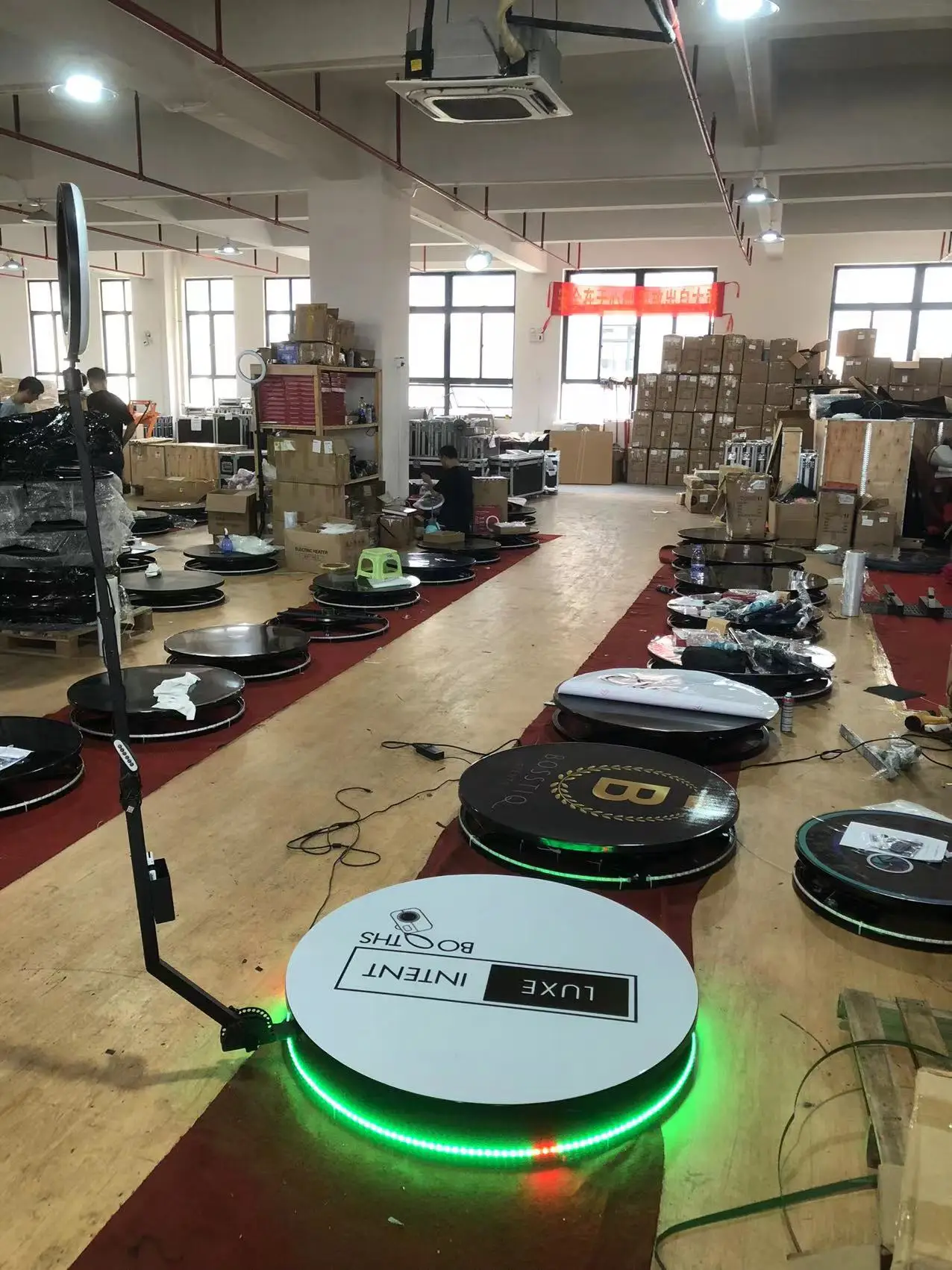 hot sale 360 degree portable photo booth RGB light machine Gopro ipad selfie spinner video automatic spin 360 photo booth