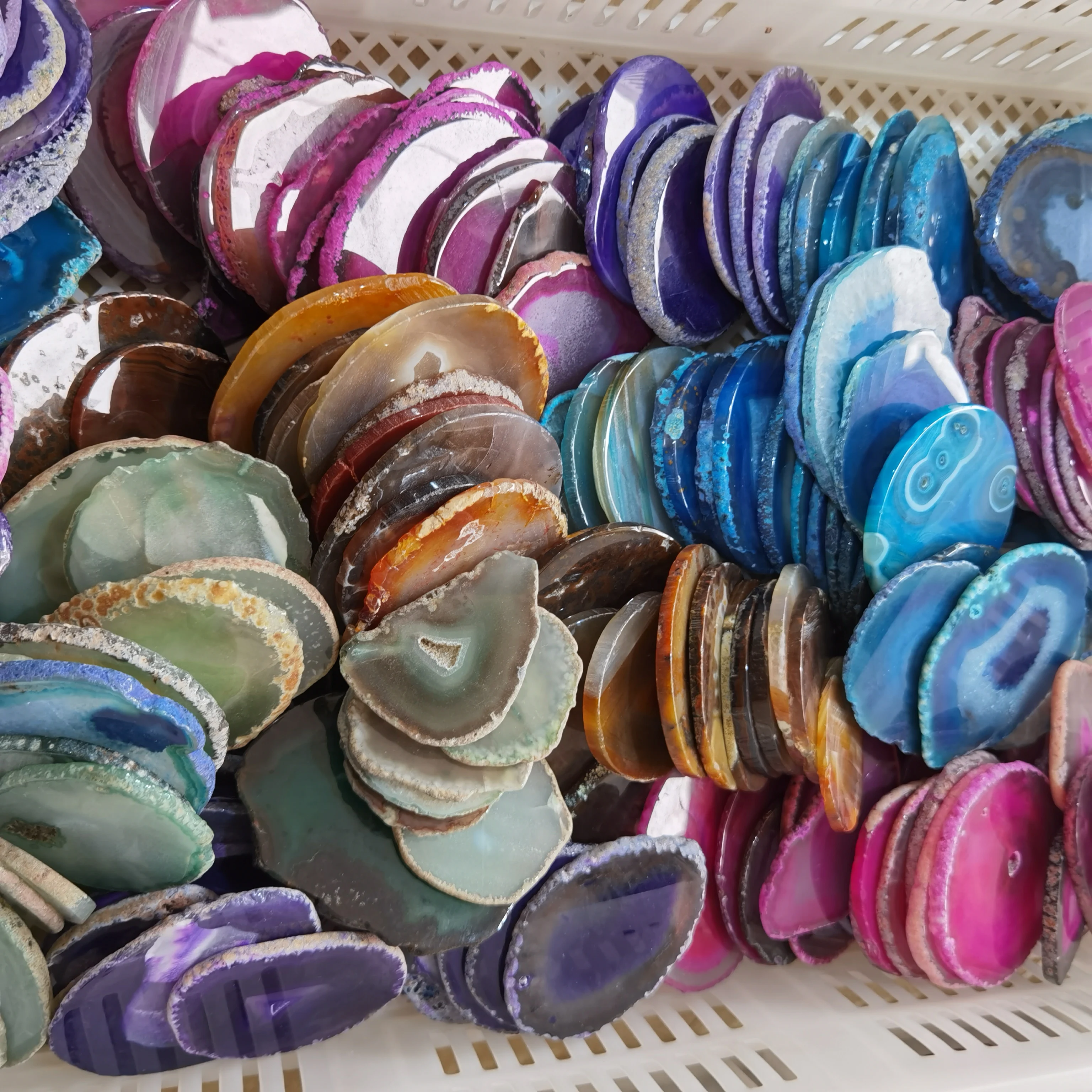 Hot Sale High Quality Natural Crystal Craft For Decoration Colored Agate Slices