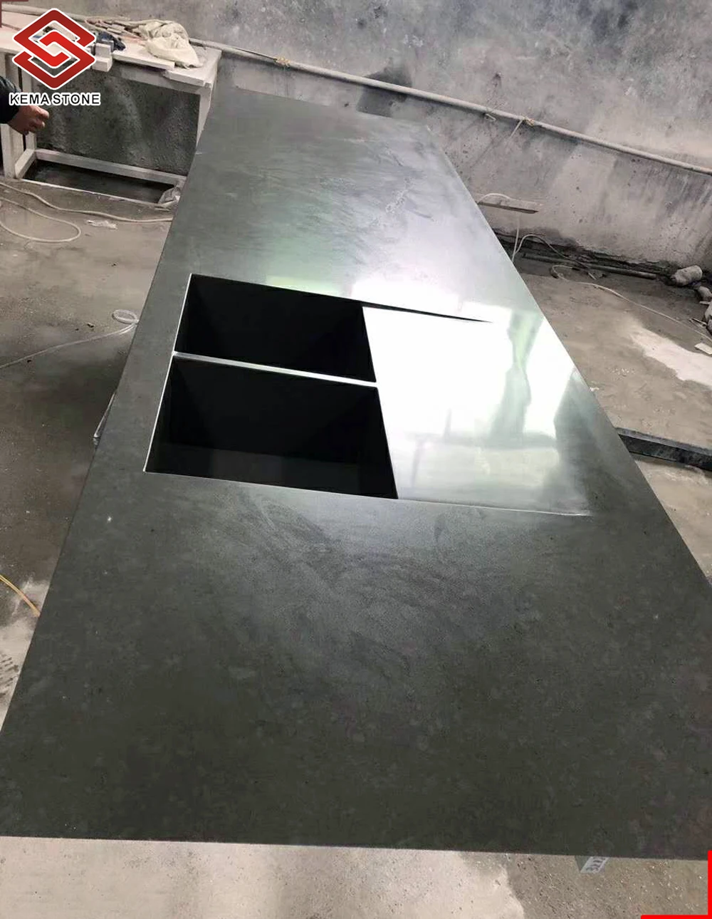 wholesale Cheap Custom Ready Made Grey Quartz Kitchen Countertops with Double Sink Cutouts