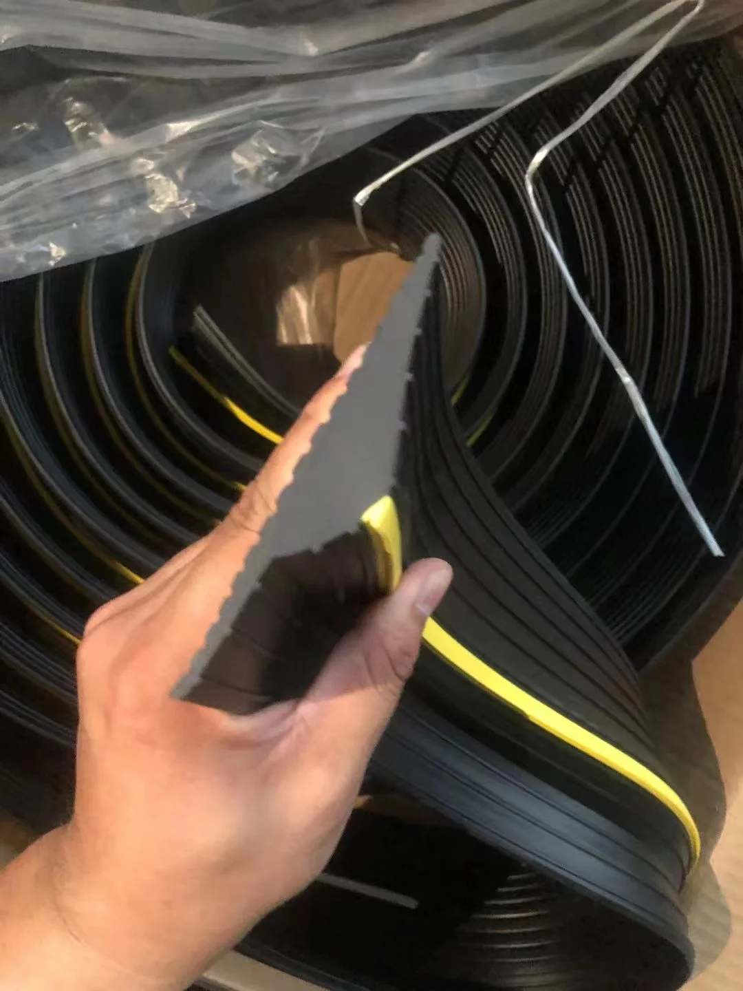 Weather Defender 3.8m Garage Door Floor Seal Strip Draught Excluder