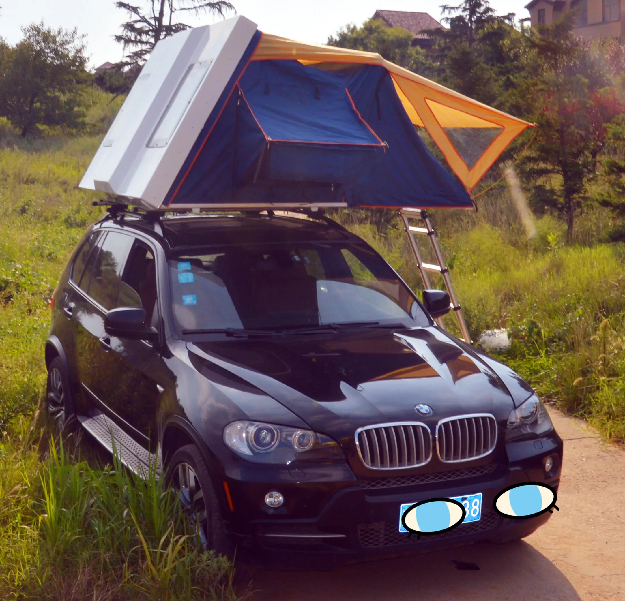Sunroof Fiberglass Hard Bottom  Roof Top Tent with Glass roof on the top with Aluminium Bottom