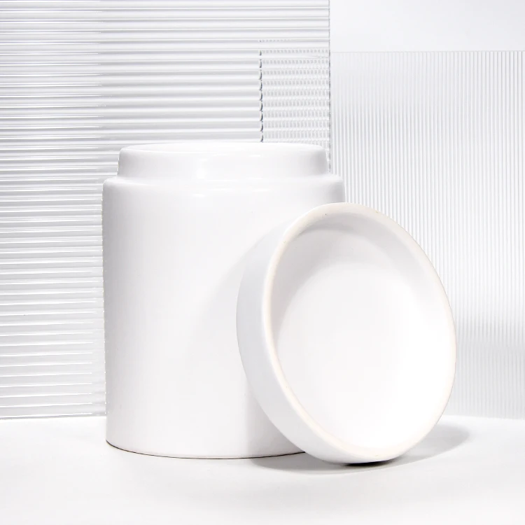 Popular 4oz 8oz 9oz 10oz 12oz 16oz 60ml Grey Concrete Votive Pot Bougie Ceramic Candle Vessels Jars For Garden With Gold Rim