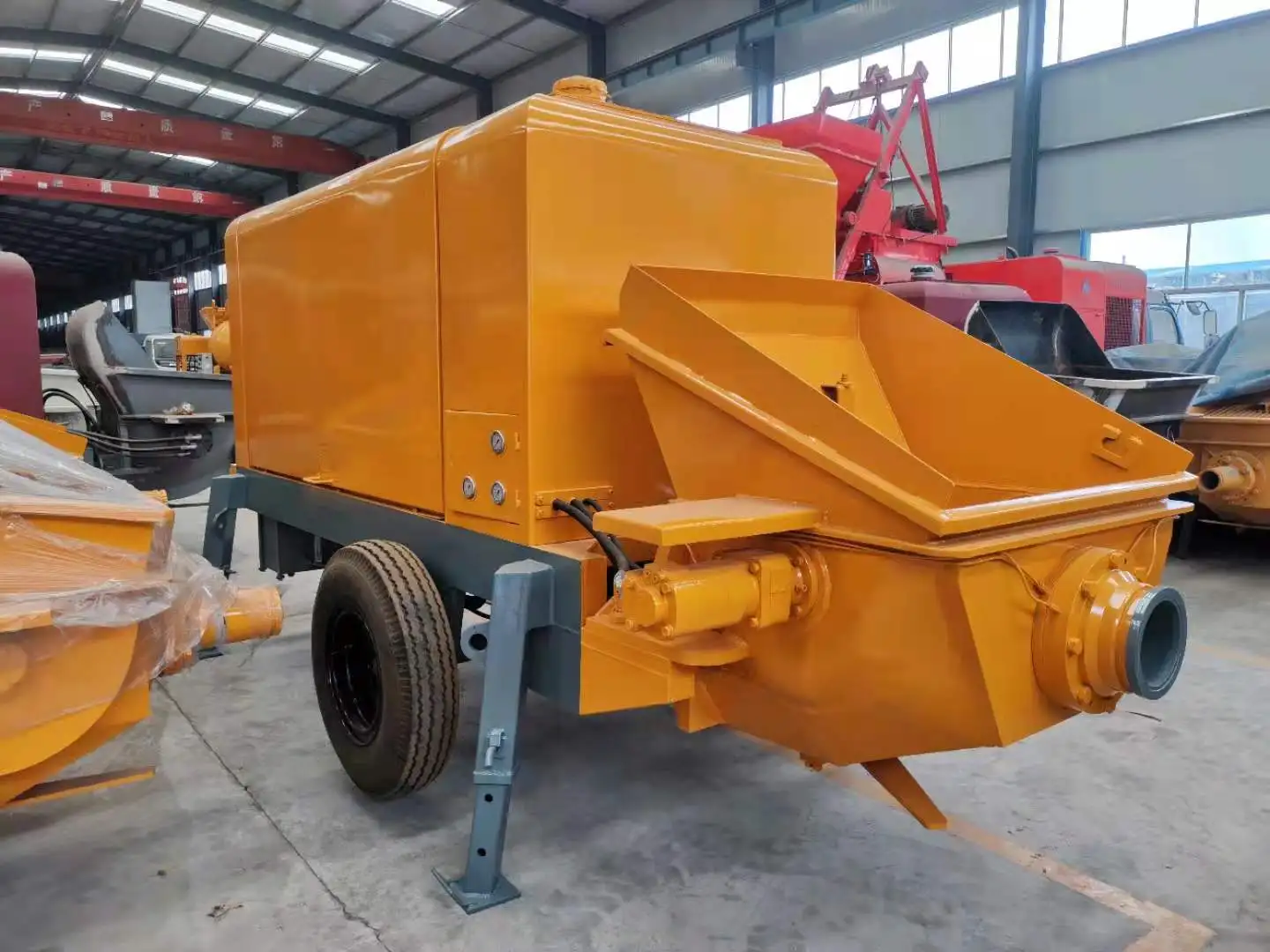 Factory Price 40m3/h Diesel concrete delivery pump Portable Trailer Mounted concrete conveying pump for sale in UAE