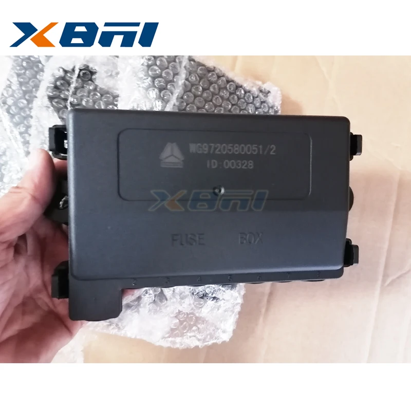 Original fuse device for HOWO 7-way fuse device assembly (country VI) SITRAK fuse WG9720580051