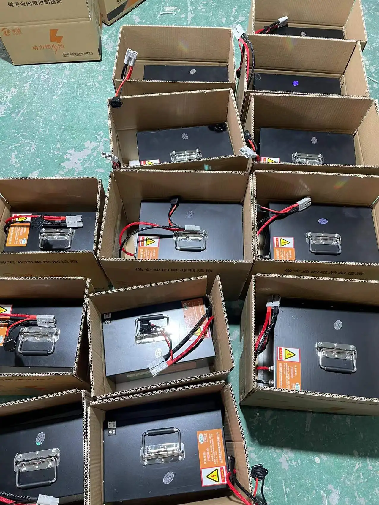 Customizable deep cycle lithium battery pack 72V 150ah 200ah 300ah 400ah LiFePO4 batteries for electric vehicle car