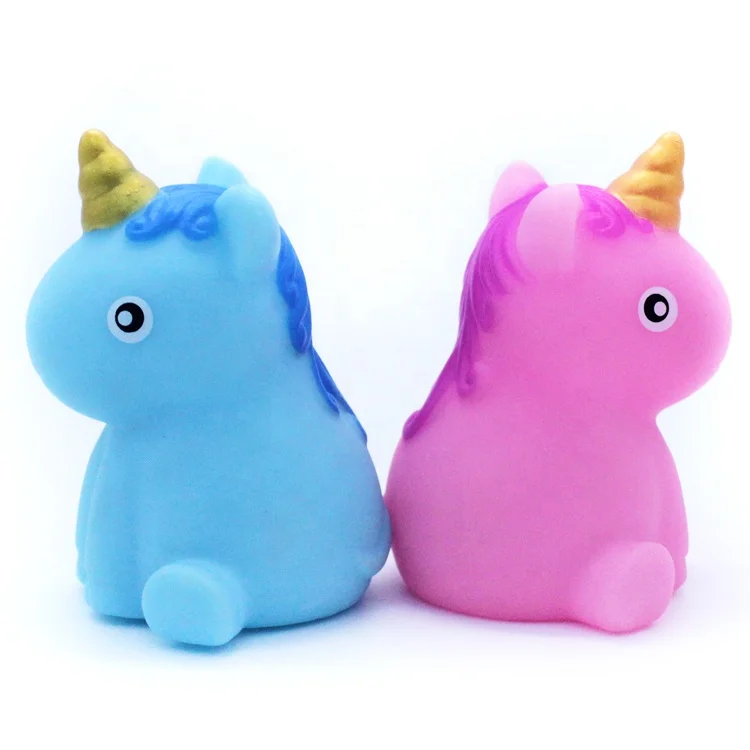 
New Design Floating bathtub Toys Light Up Animal Baby Shower Unicorn Bath Toy 