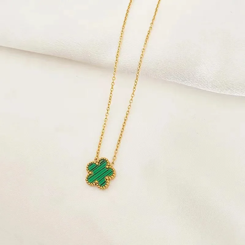 Stainless steel five-leaf flower jewelry set lucky clover necklace earrings and bracelet set for women