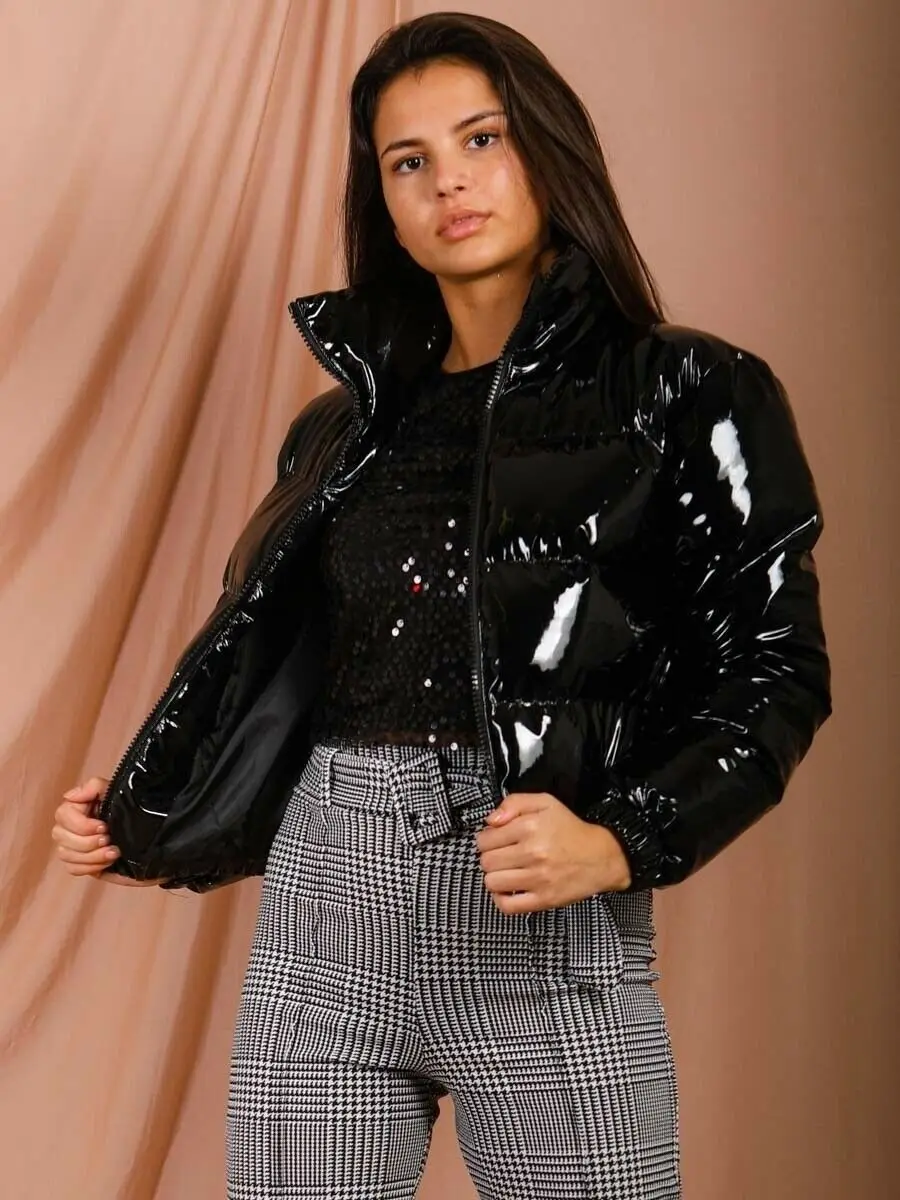 stock 2021 new glossy PU leather bread cropped long sleeve zipped Bubble winter coat down puffer jacket for