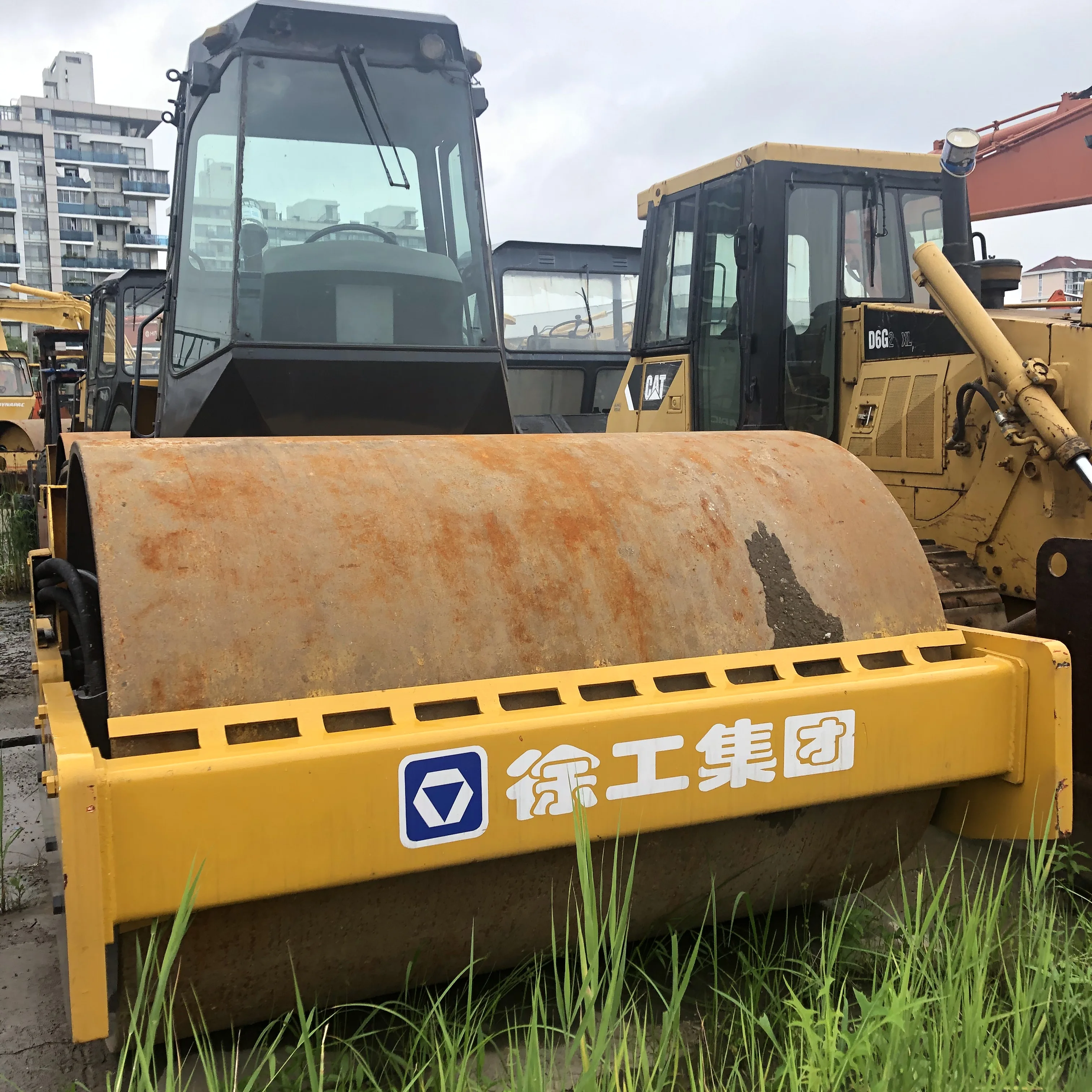  Б/у дорожный каток YZ18JC уплотнитель DYANPAC 251 Каток BOMAG