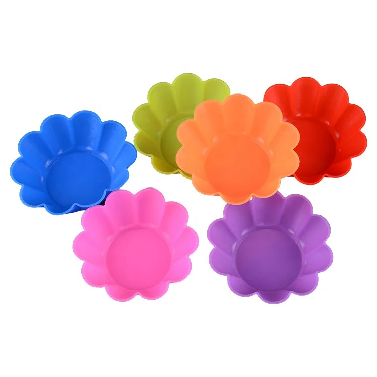 Hot Sale Silicone Liner Cupcakes Flower Shaped Individual Cupcake