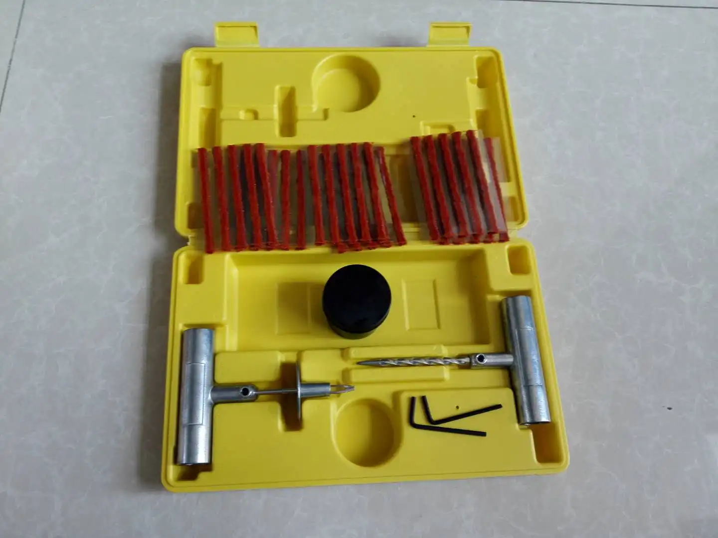  Custom Universal Heavy Duty Emergency Tubeless kits Tire Repair Tool Set for Car Motorcycle Truck Tractor