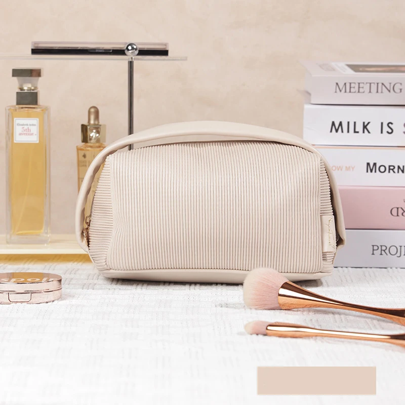 Wholesale OEM Portable Travel Toiletry Bag Custom Logo Waterproof Women Beauty Makeup Bags With Private Label Cosmetic Bag