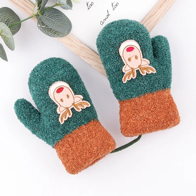 Plush Thickened Cute Cartoon Baby Christmas Deer Neck Hanging Warm Cashmere Gloves & Mittens Kids Winter Gloves