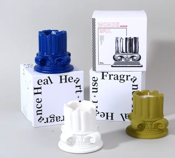 Free sample wholesale scented candle container luxury private label soy wax candles for home decoration