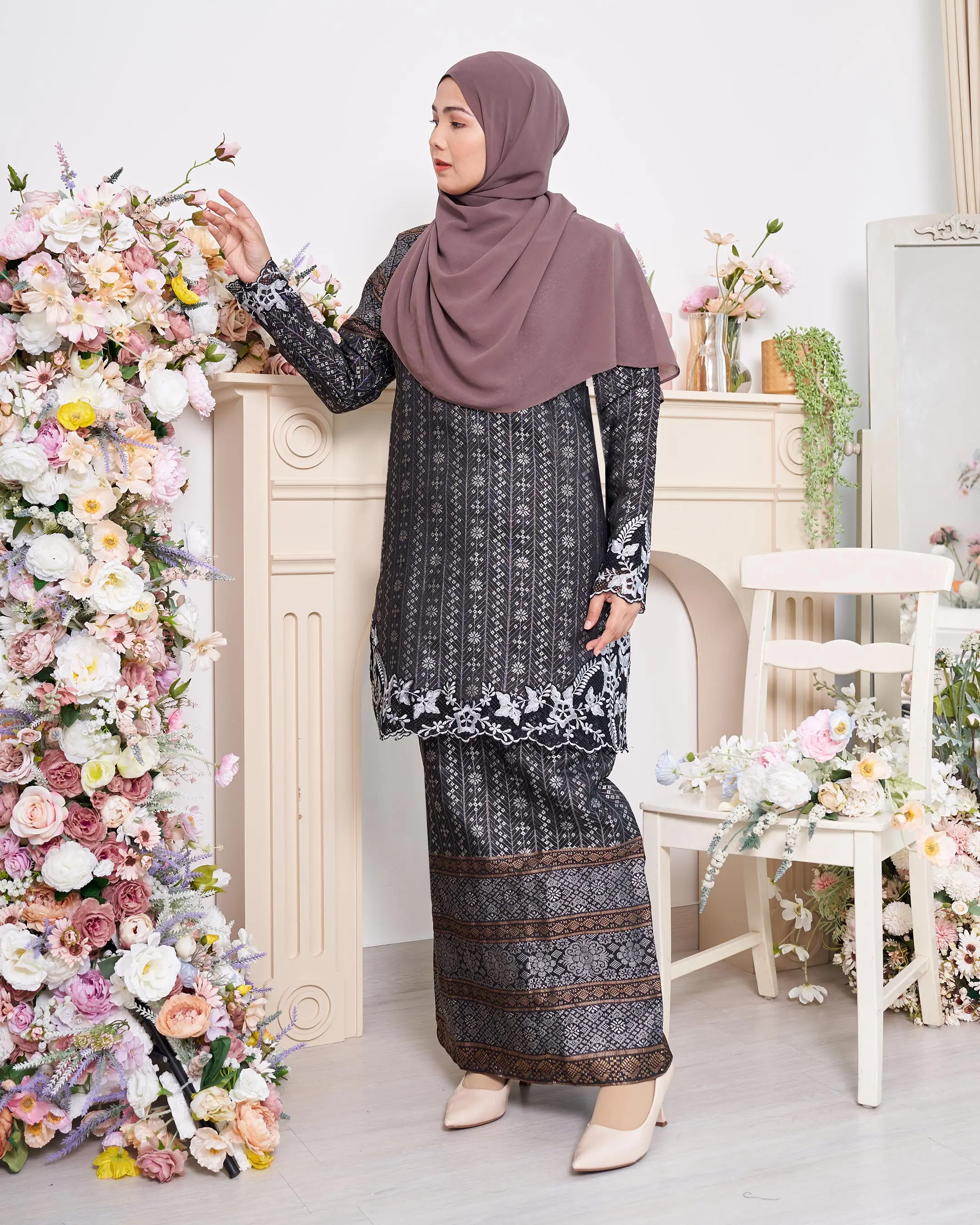SIPO Eid Hotsale Fashion Malaysia Baju Kurung Indonesia Clothing Long Sleeve Blouse With Skirt Baju Kebaya Muslim Abaya Melayu