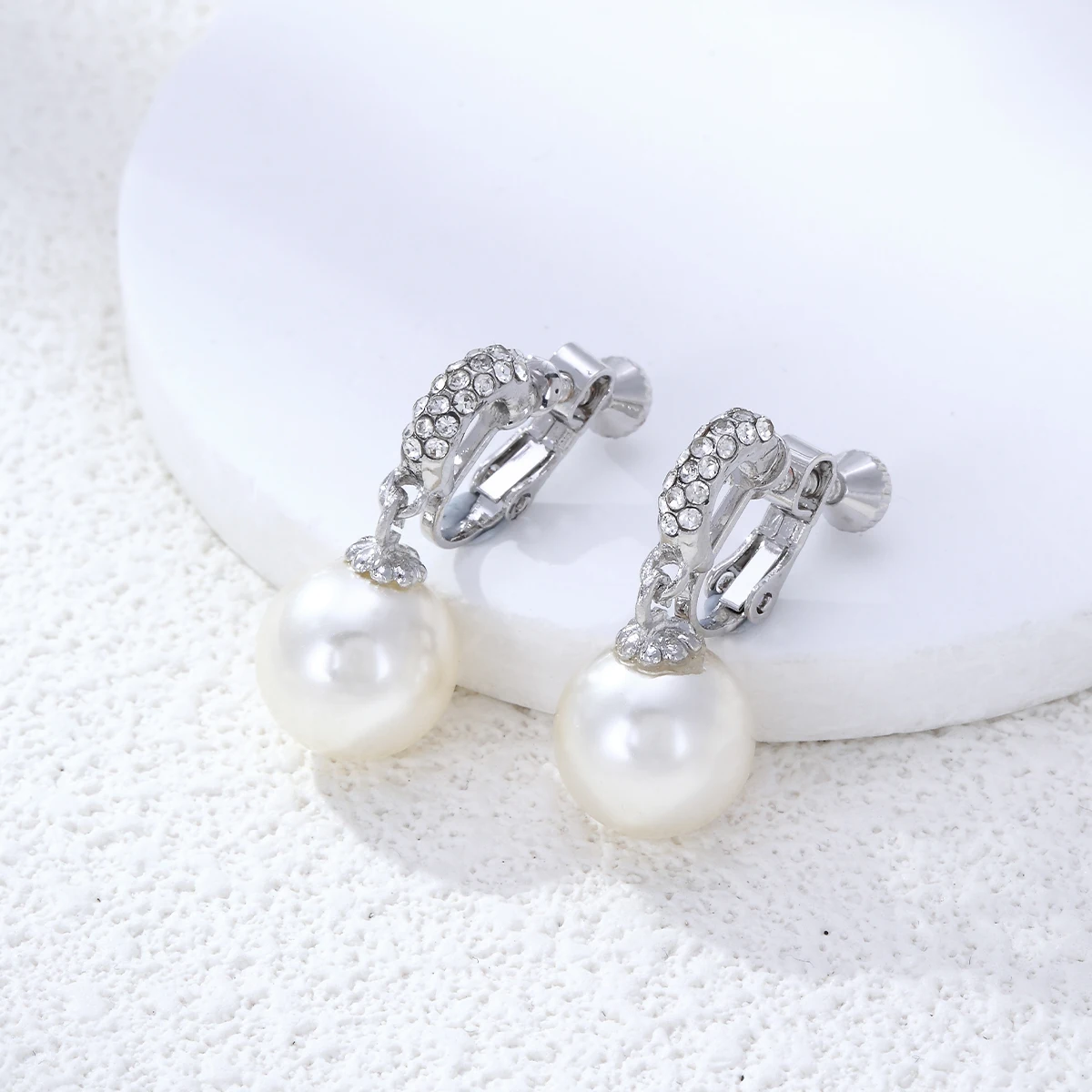 Elegant Pearls Diamond Ear Ring For Women Girl Trendy Clip Earrings Non Pierced Bride Wedding Jewelry