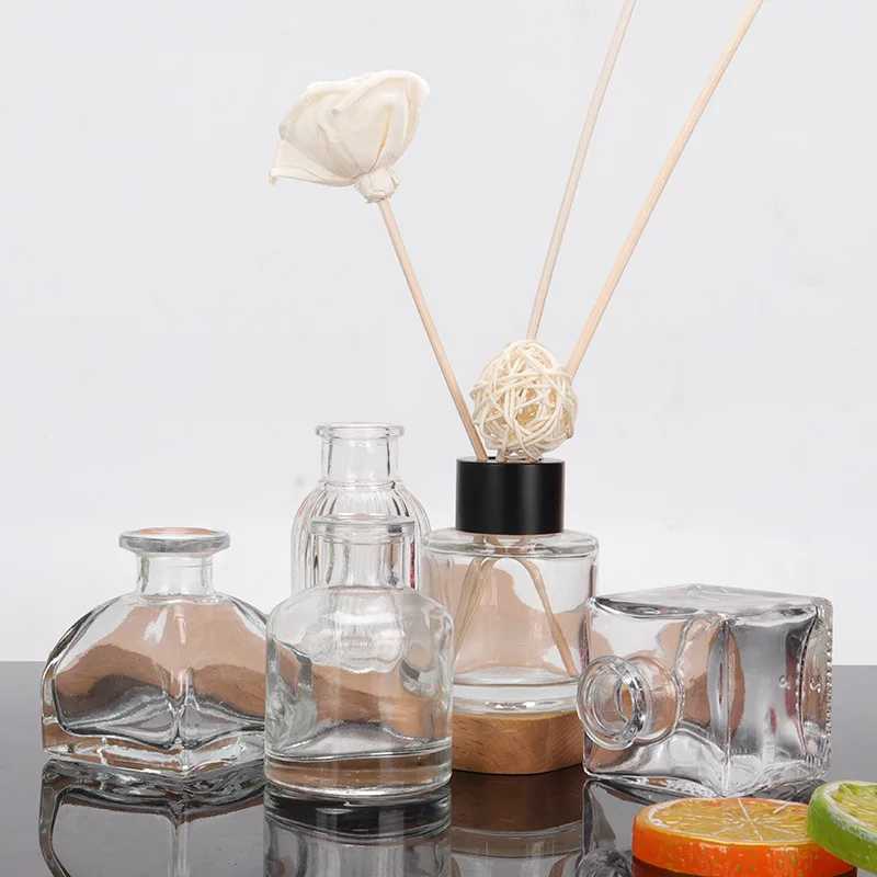 50ml 100ml 150ml 200ml Round Shape Clear Glass Essential Oil Diffuser Bottle