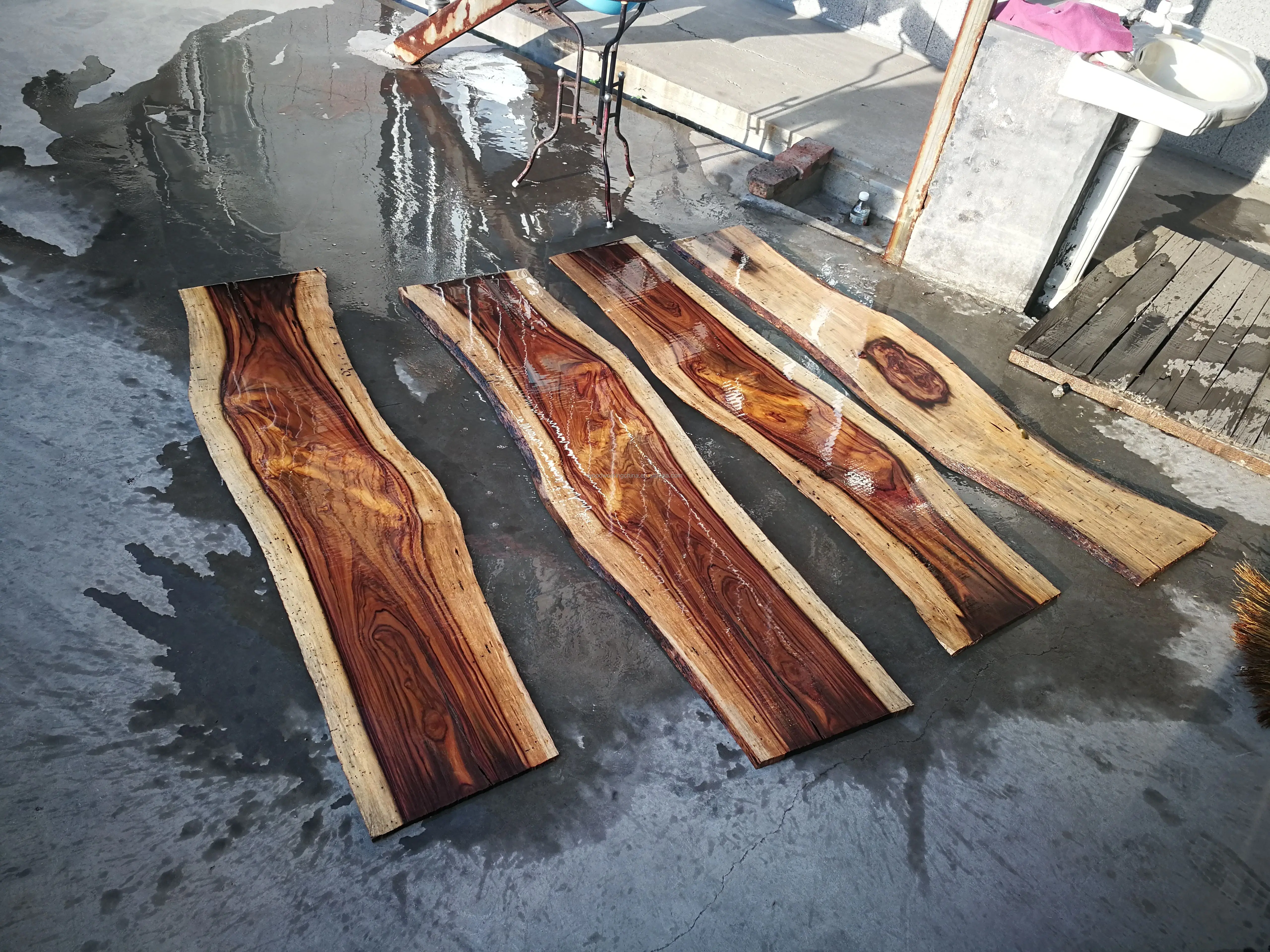 Hydraulic Horizontal Portable Wood Production Line Gasoline Sawmill In Band Saw machine